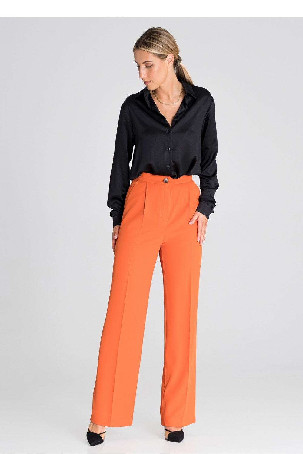 Wide trousers