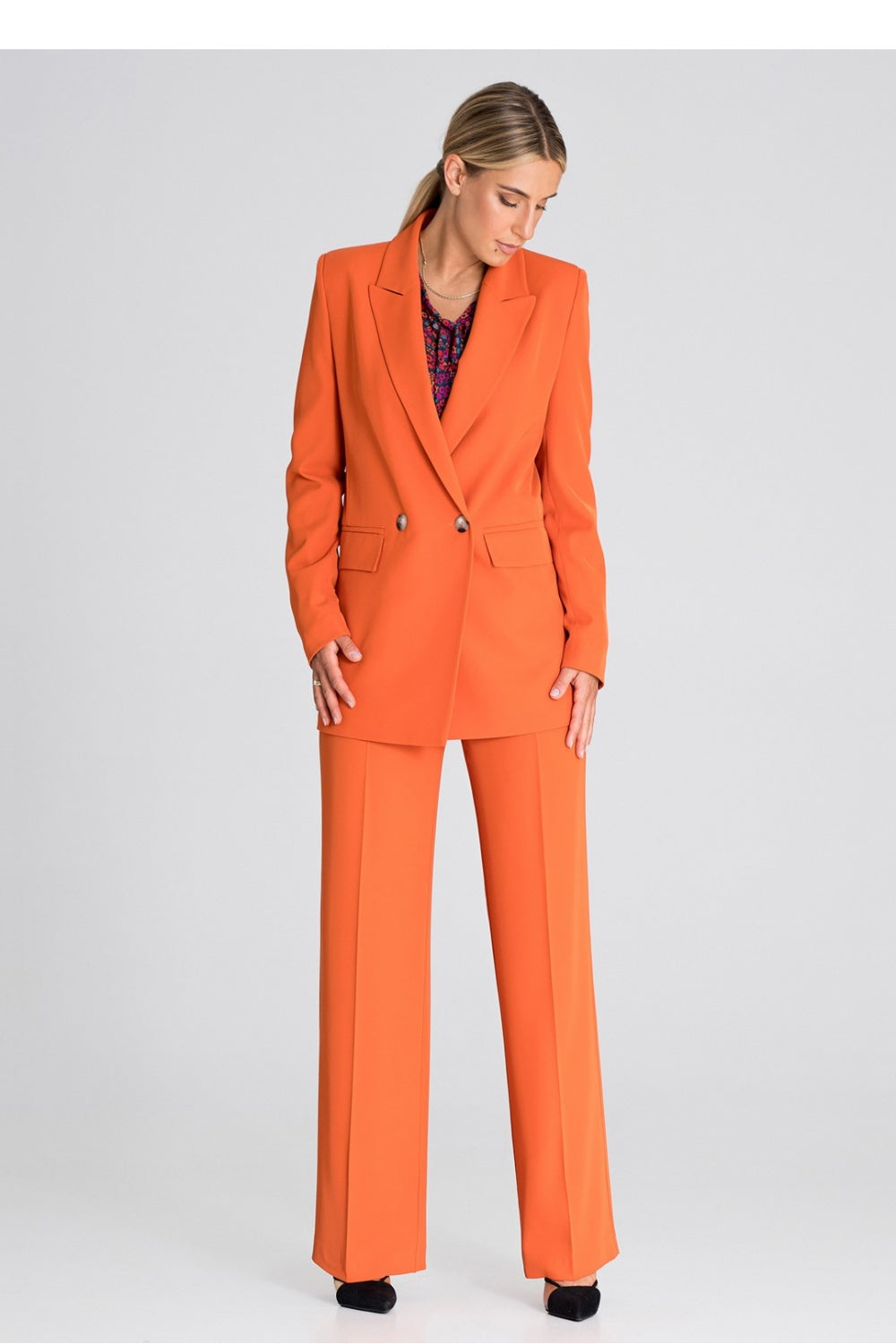 Wide trousers
