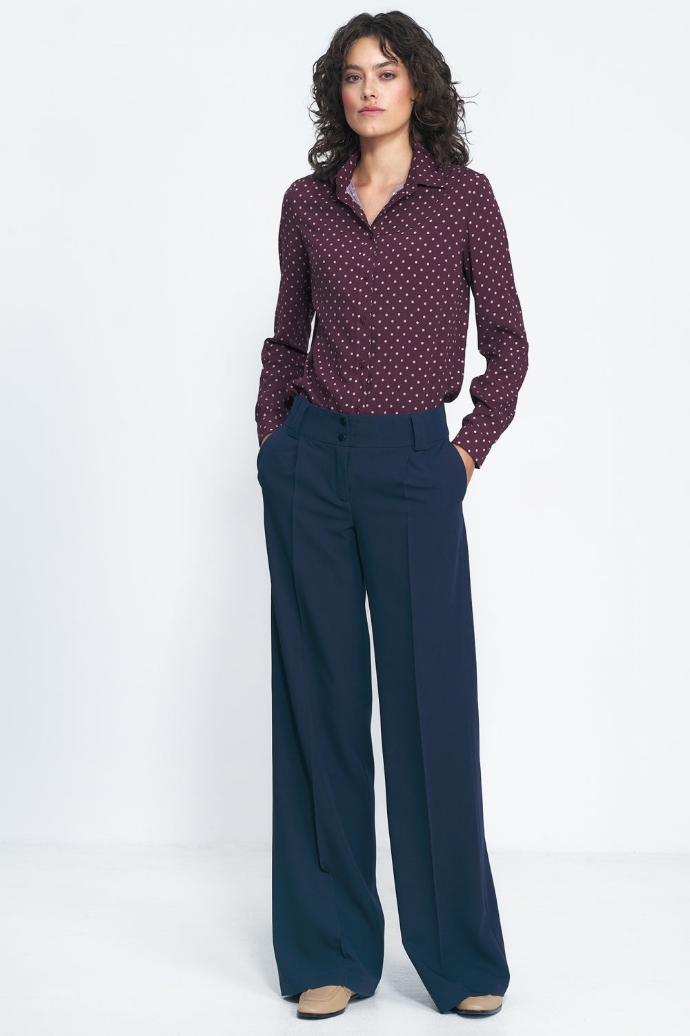 Oversized trousers