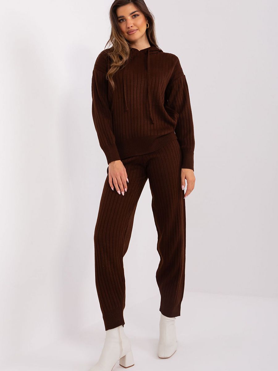 Ribbed trousers from Badu