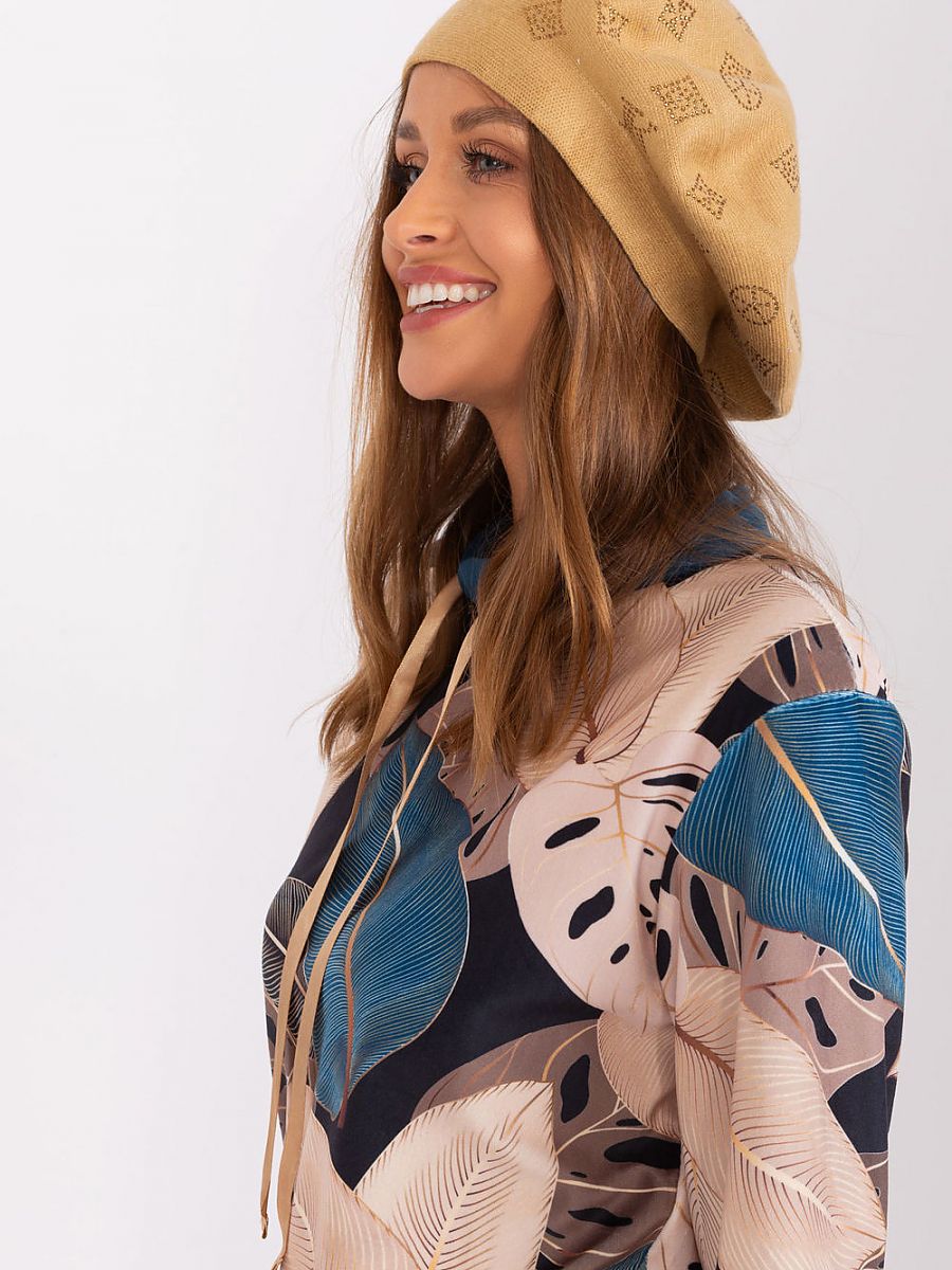 Beret AT