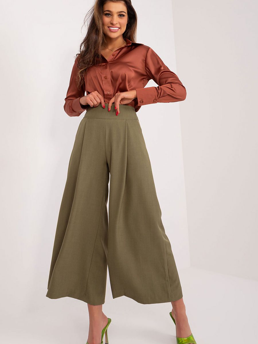 Elastic trousers from Italy Moda