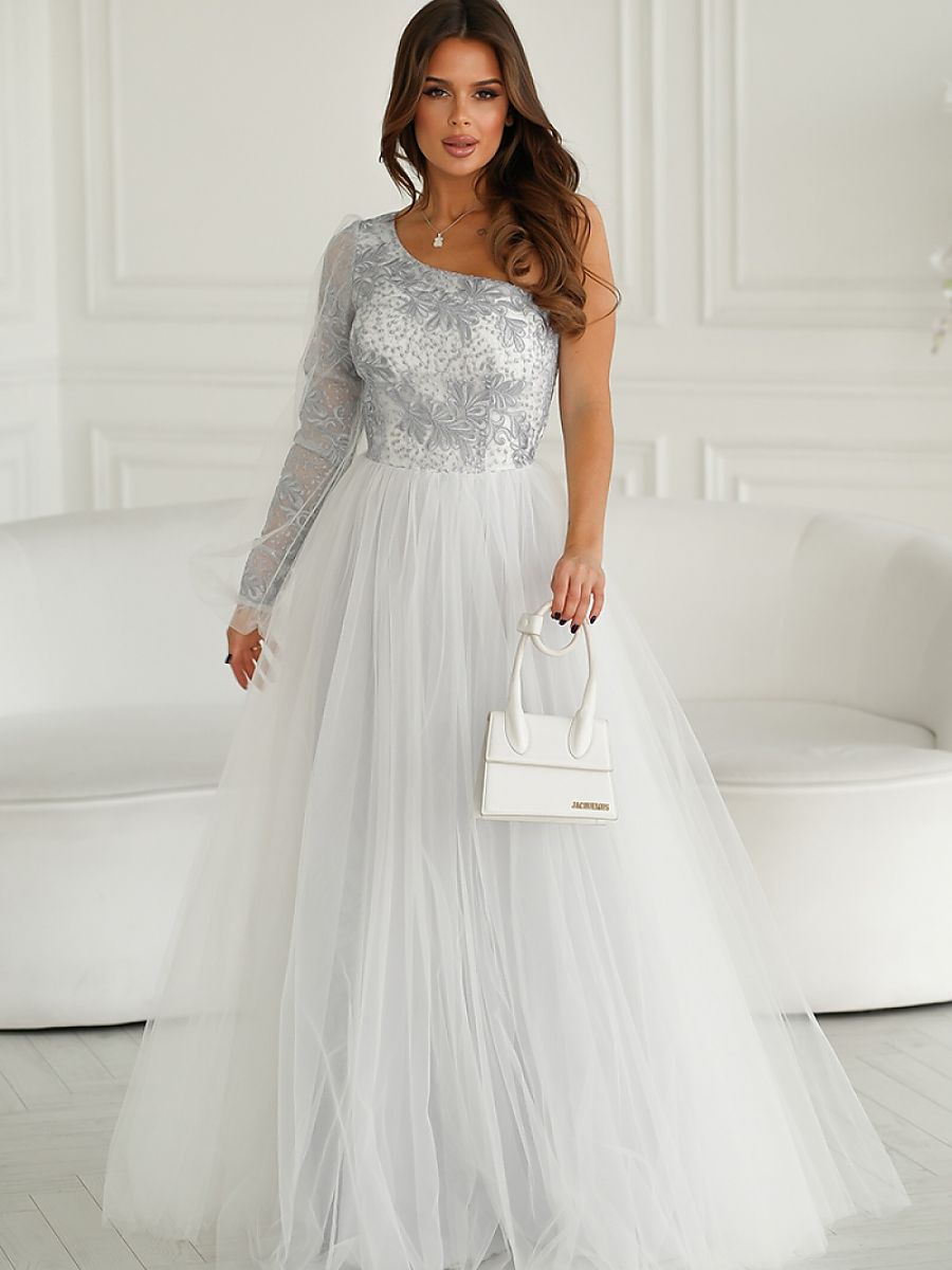 Lace evening dress from Bicotone