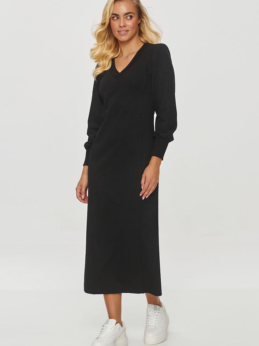 Fitted dress from Makadamia