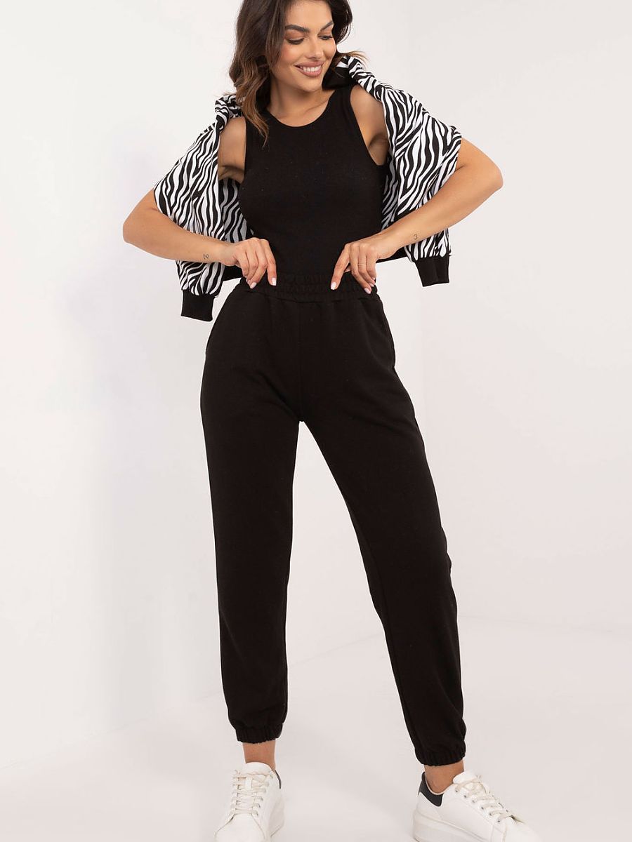 Ribbed trousers