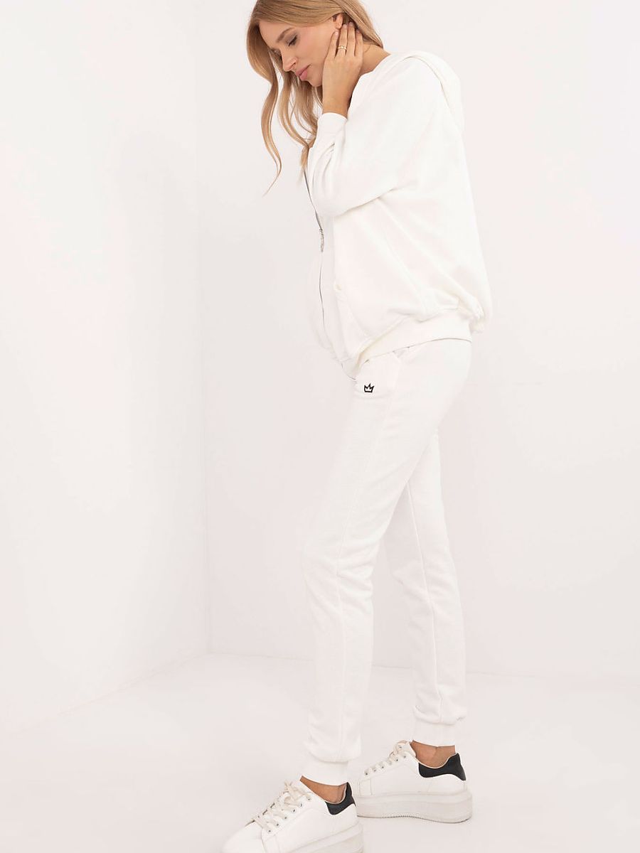 Ribbed trousers