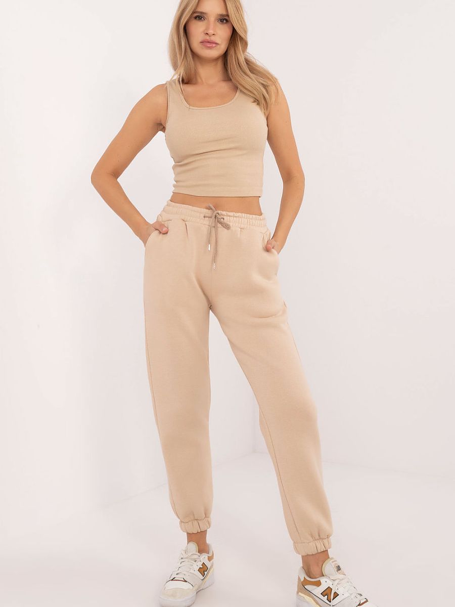 Ribbed trousers