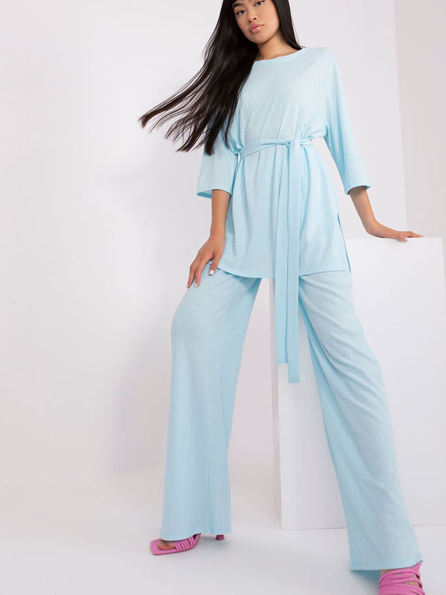 Ribbed trousers from Lakerta