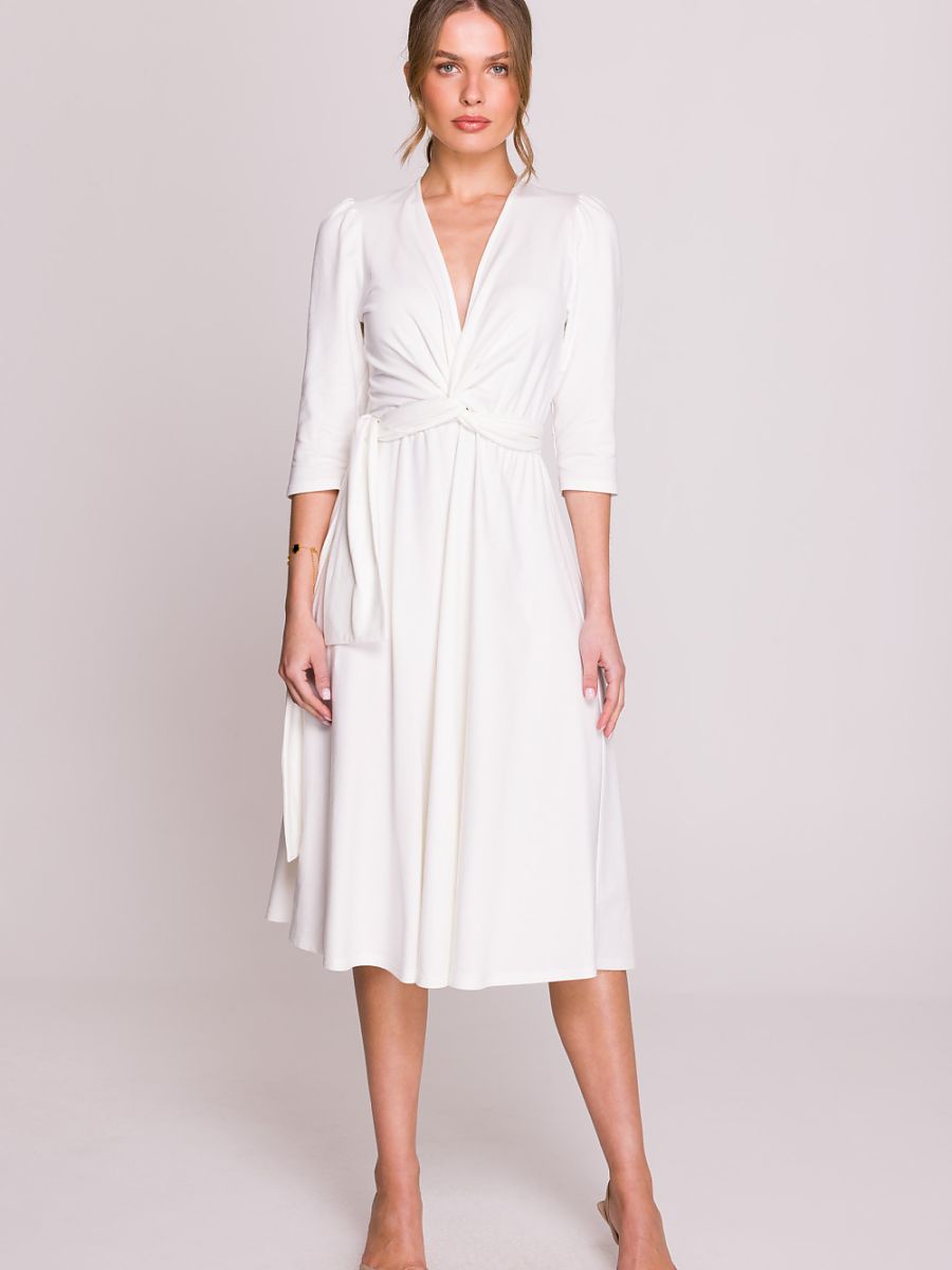 Fitted dress from Stylove