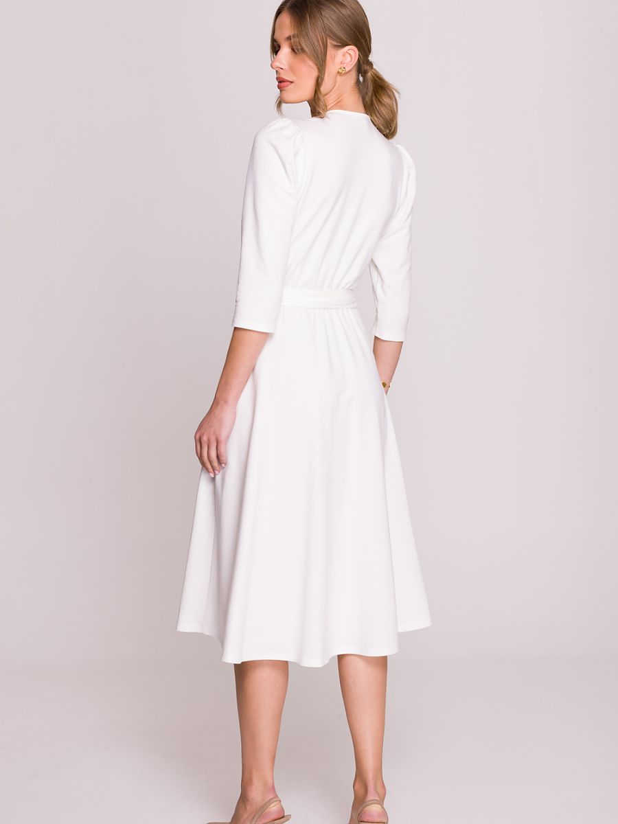 Fitted dress from Stylove