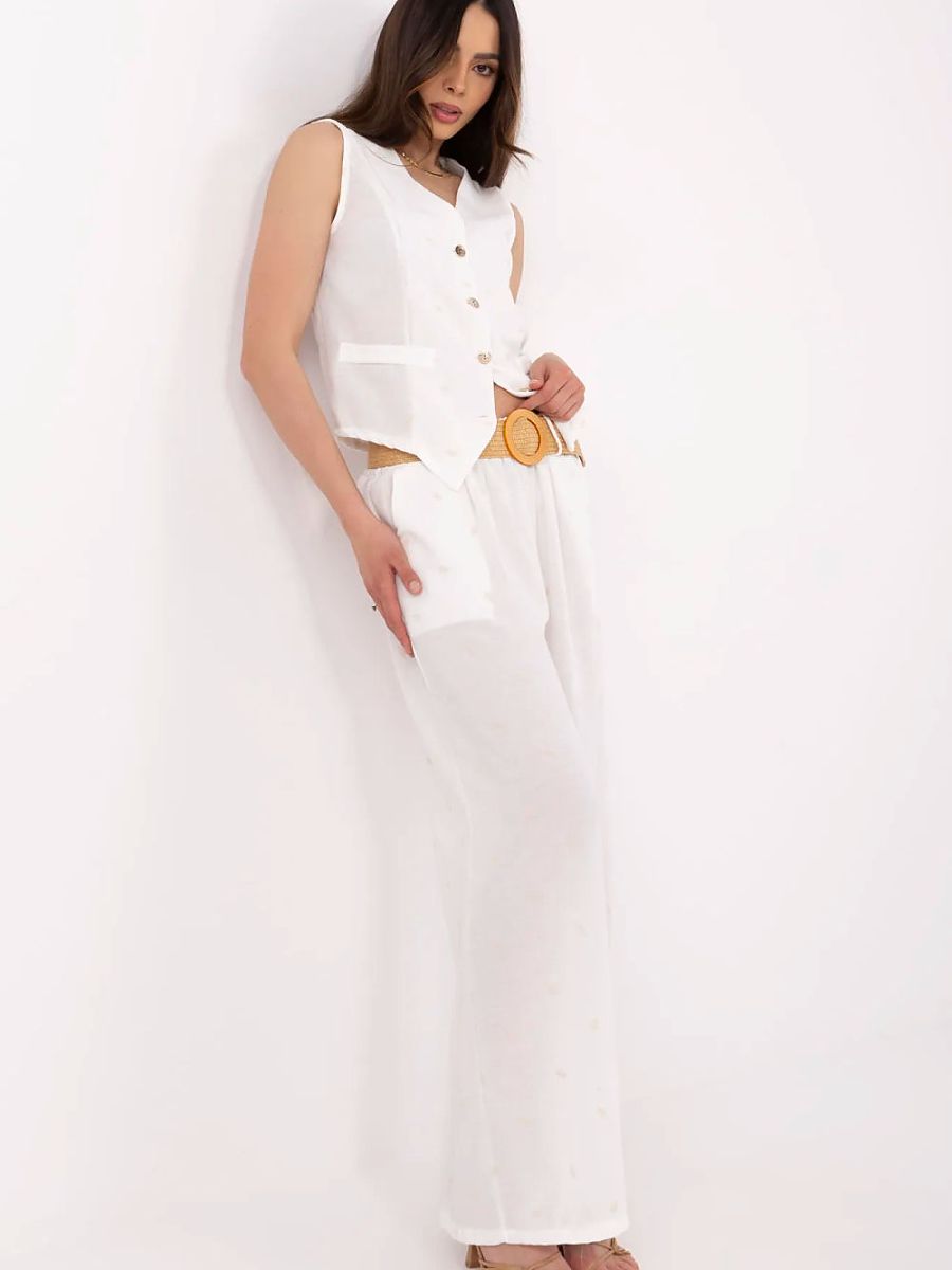 Fitted trousers from Italy Moda