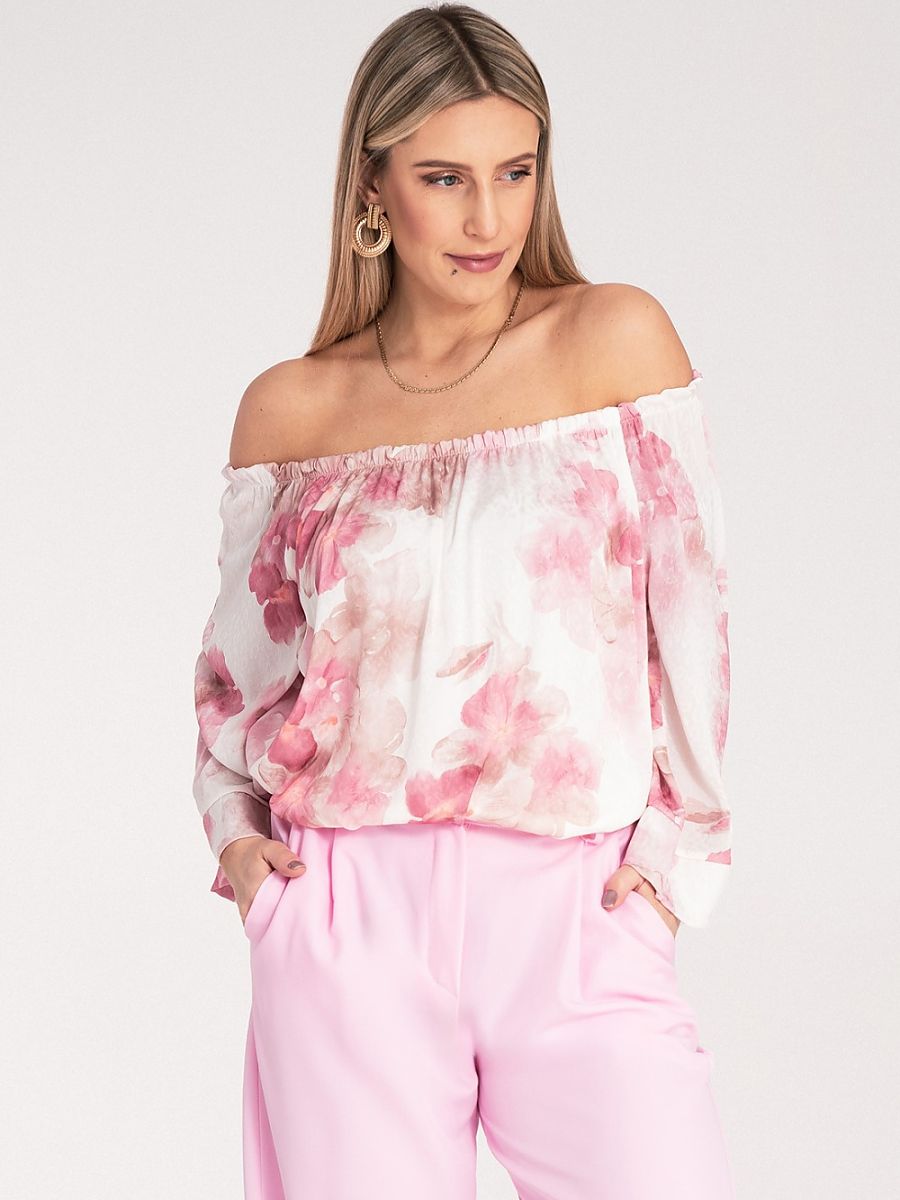 Classic blouse from Figl