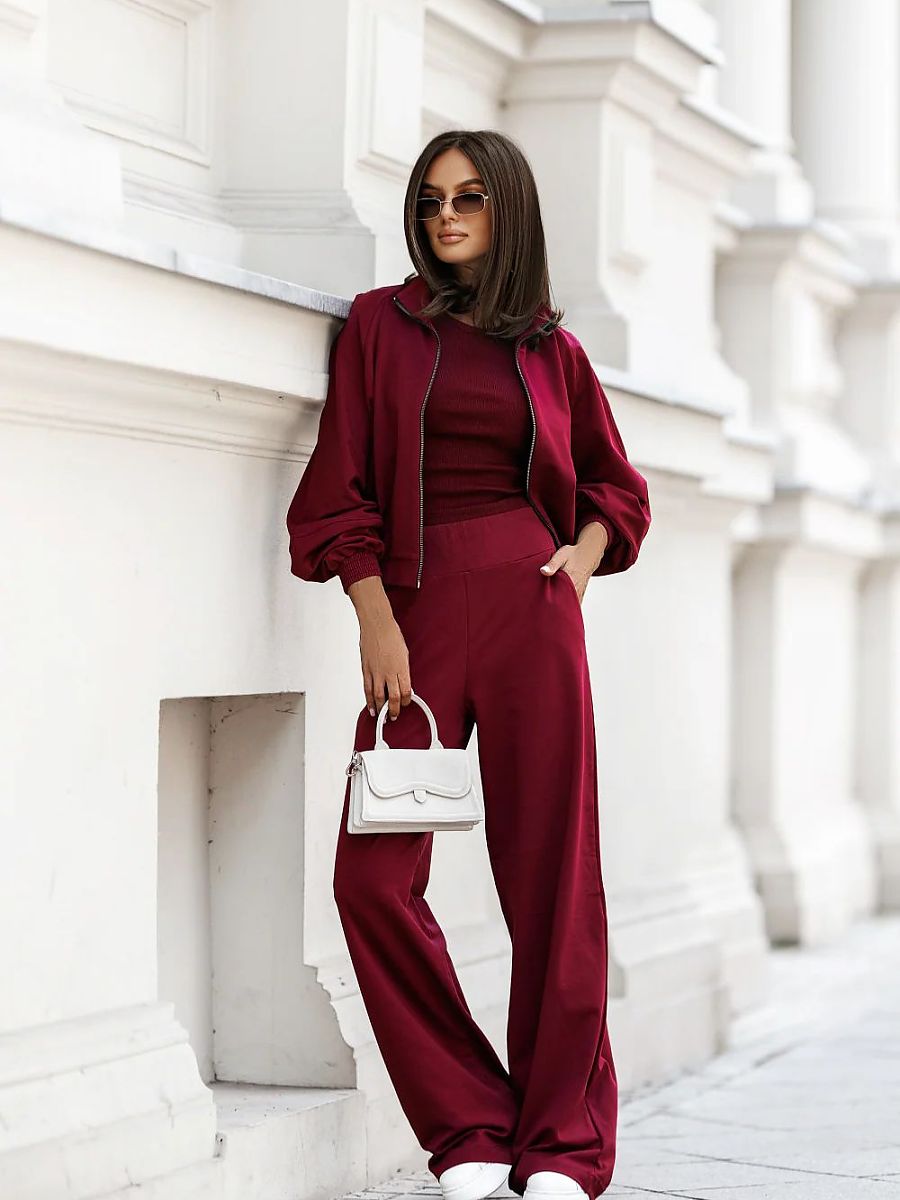 Ribbed trousers from LaBalancia