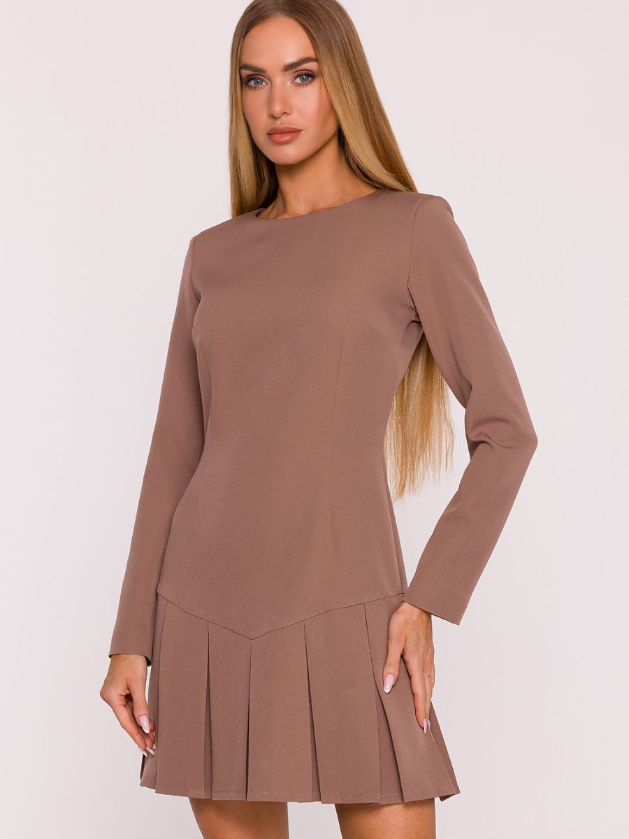 Fitted dress from Moe