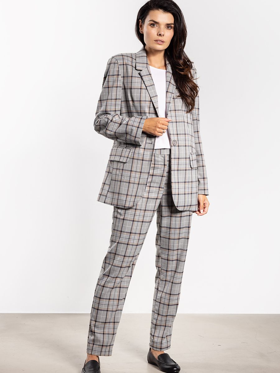 Jacket awama