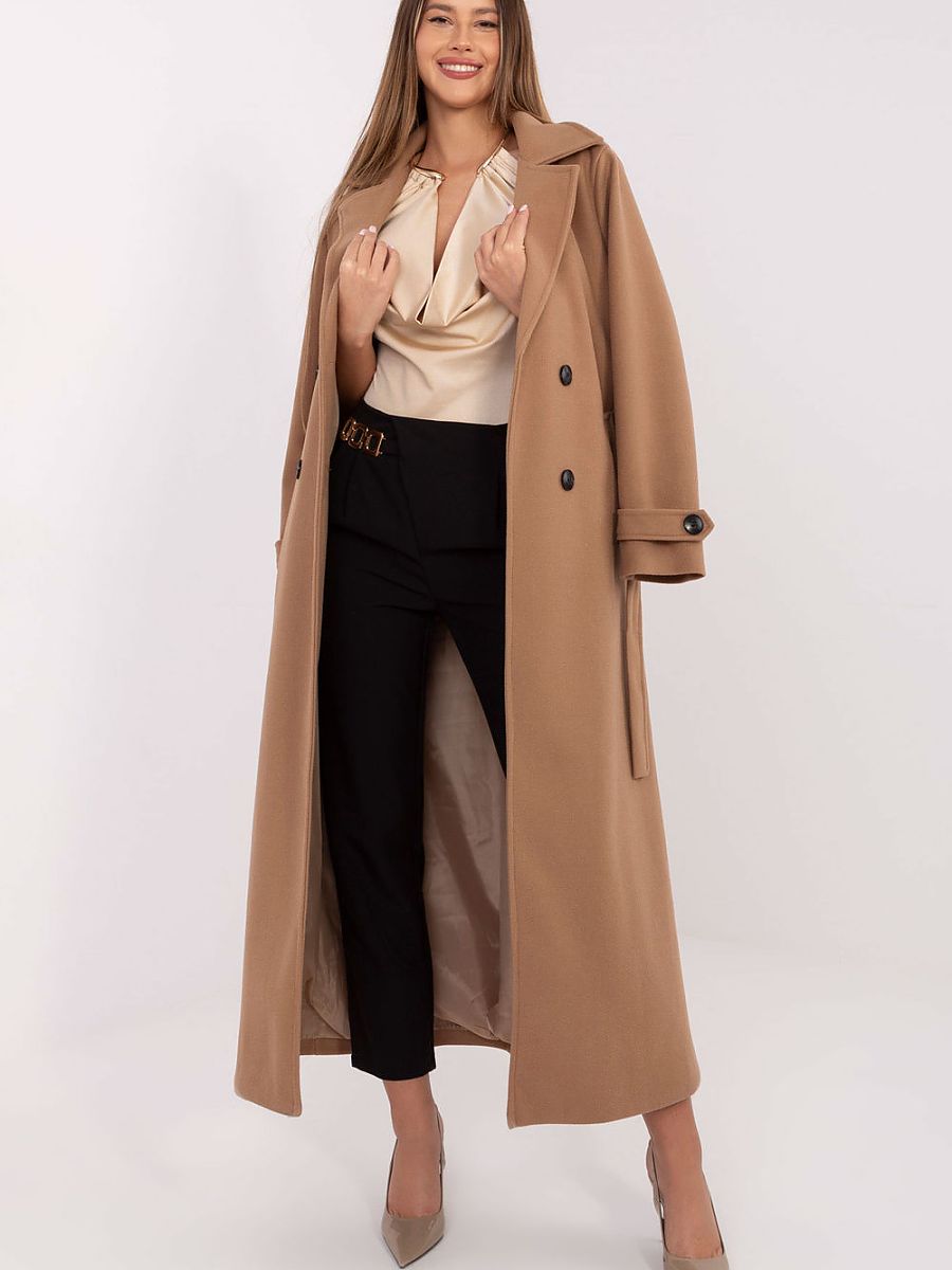 Elegant trousers from Rue Paris