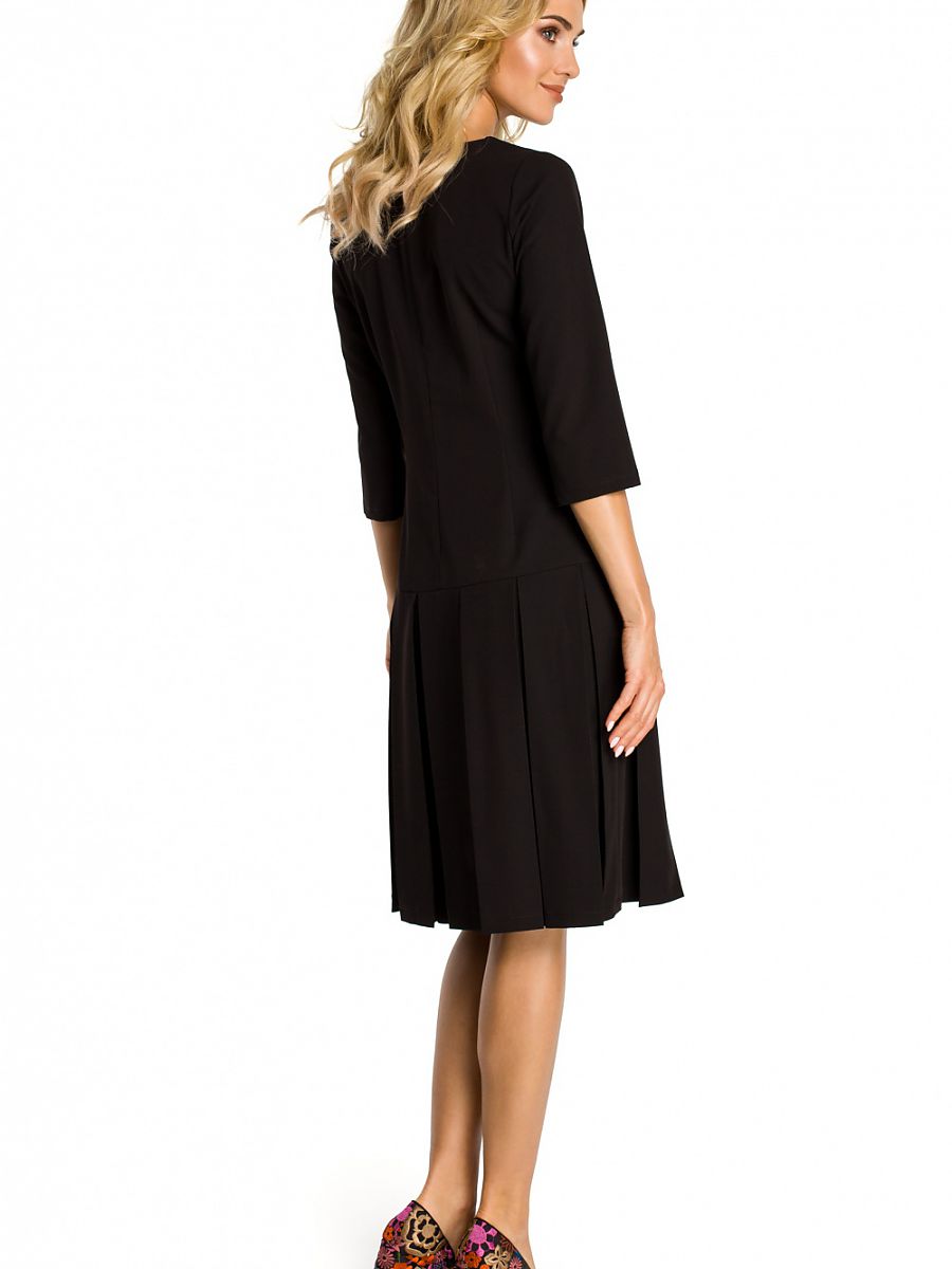 Ruffled dress from Moe