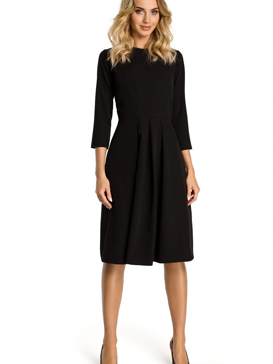 Ruffle dress from Moe