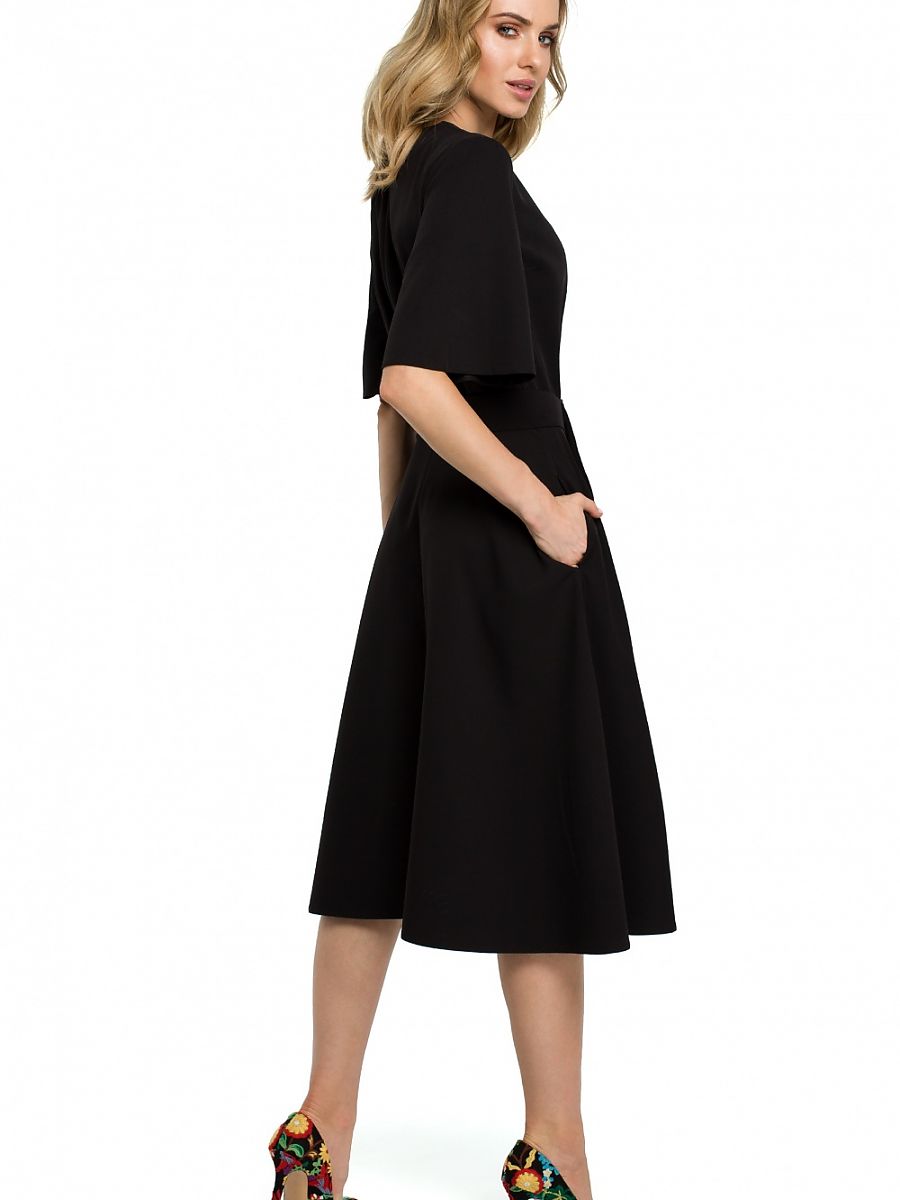 Airy dress from Moe