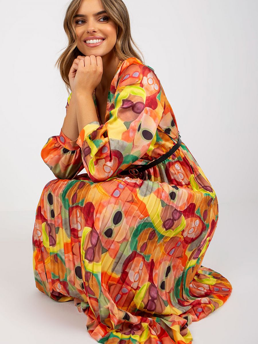 Pleated dress from Italy Moda