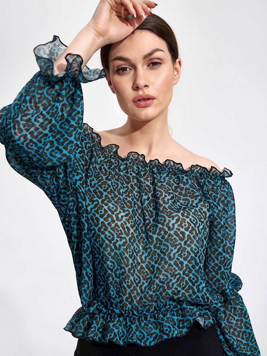 Elegant blouse from Figl